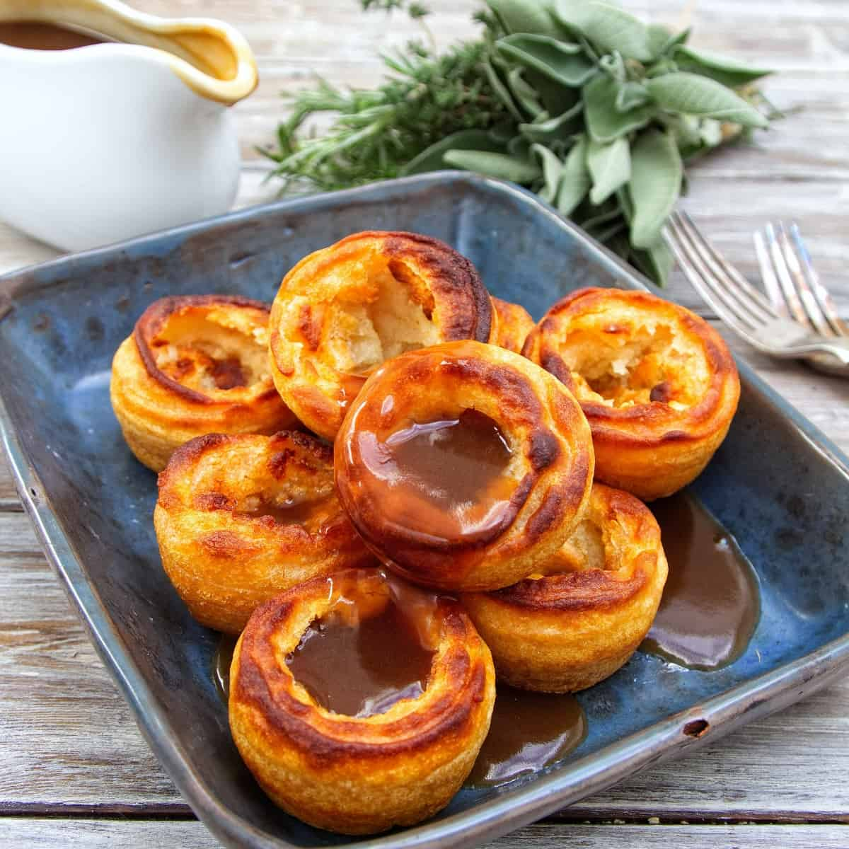 make your own (vegan) Yorkshire puddings