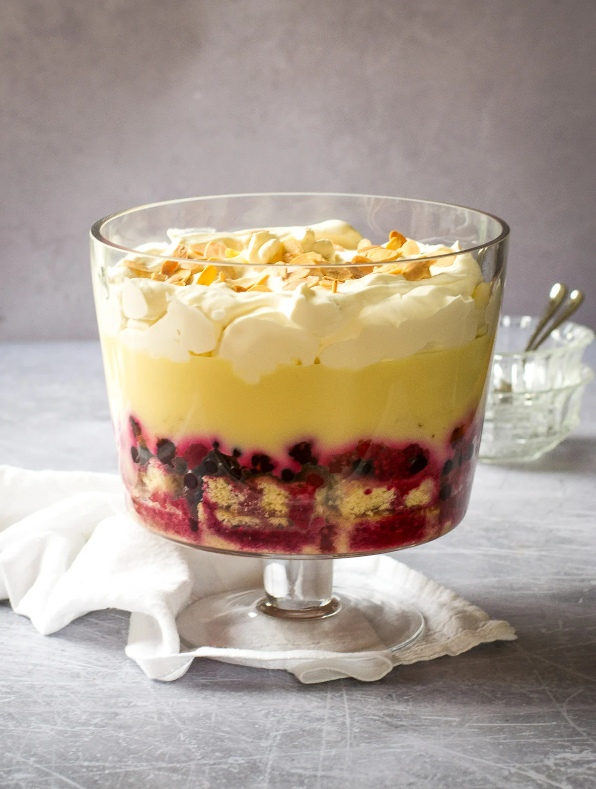 make your own vegan summer fruit trifle