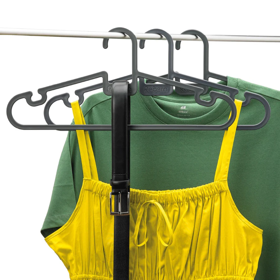 reborn recycled plastic coat hangers