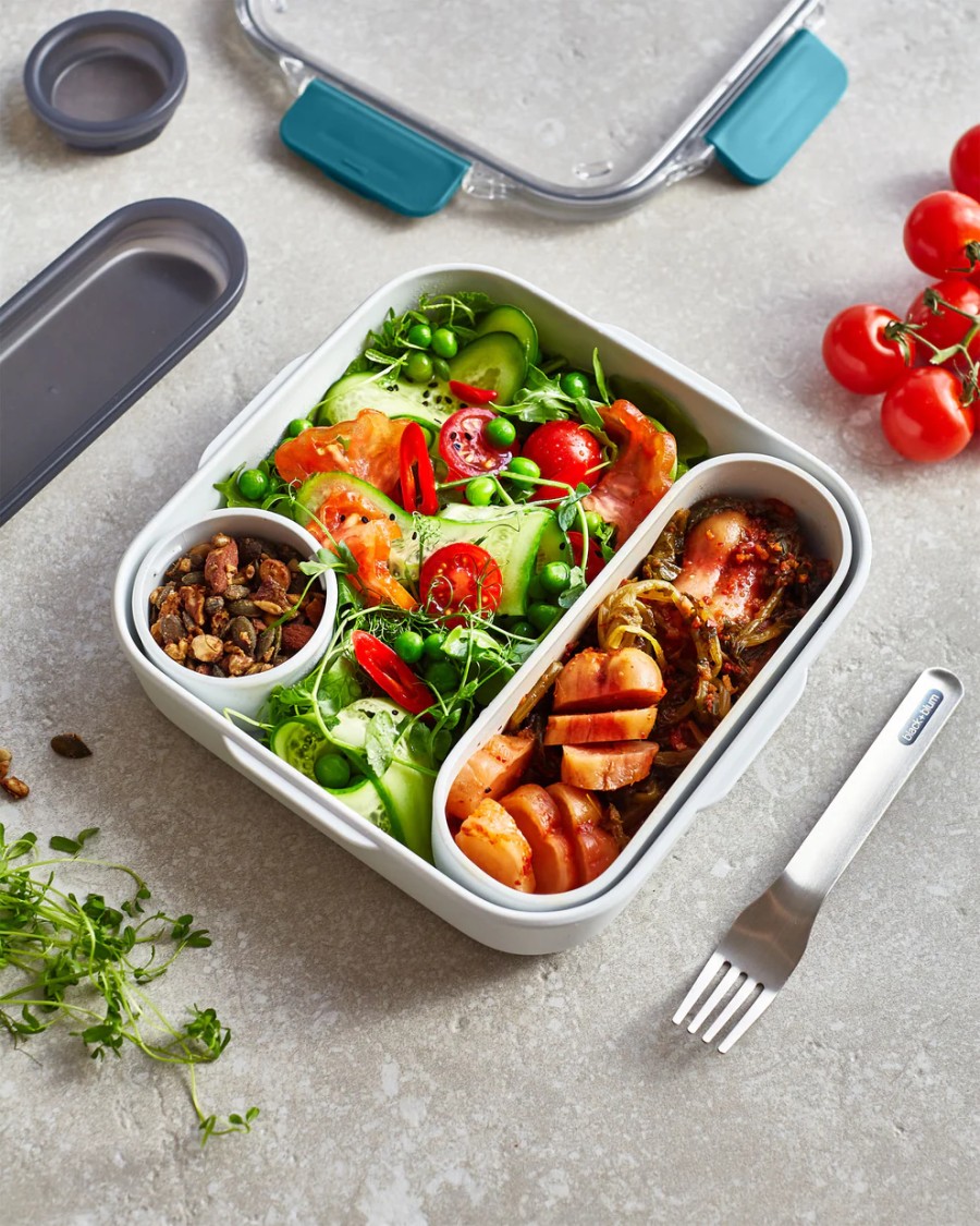 reusable lunch box with sauce pot 