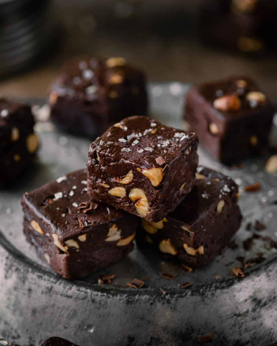 vegan chocolate hazelnut fudge