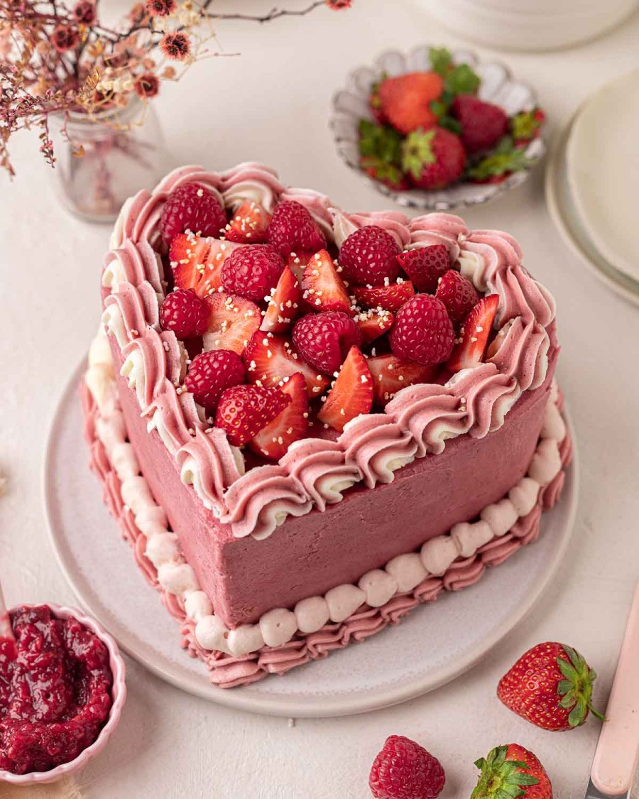 vegan heart-shaped cake