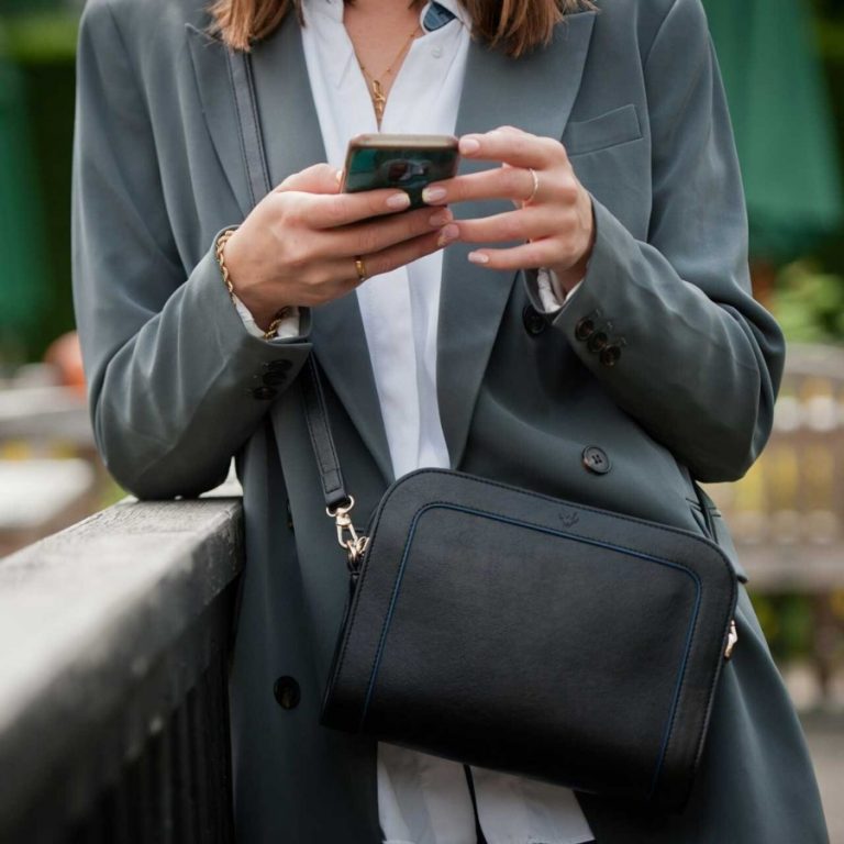 vegan leather crossbody bag