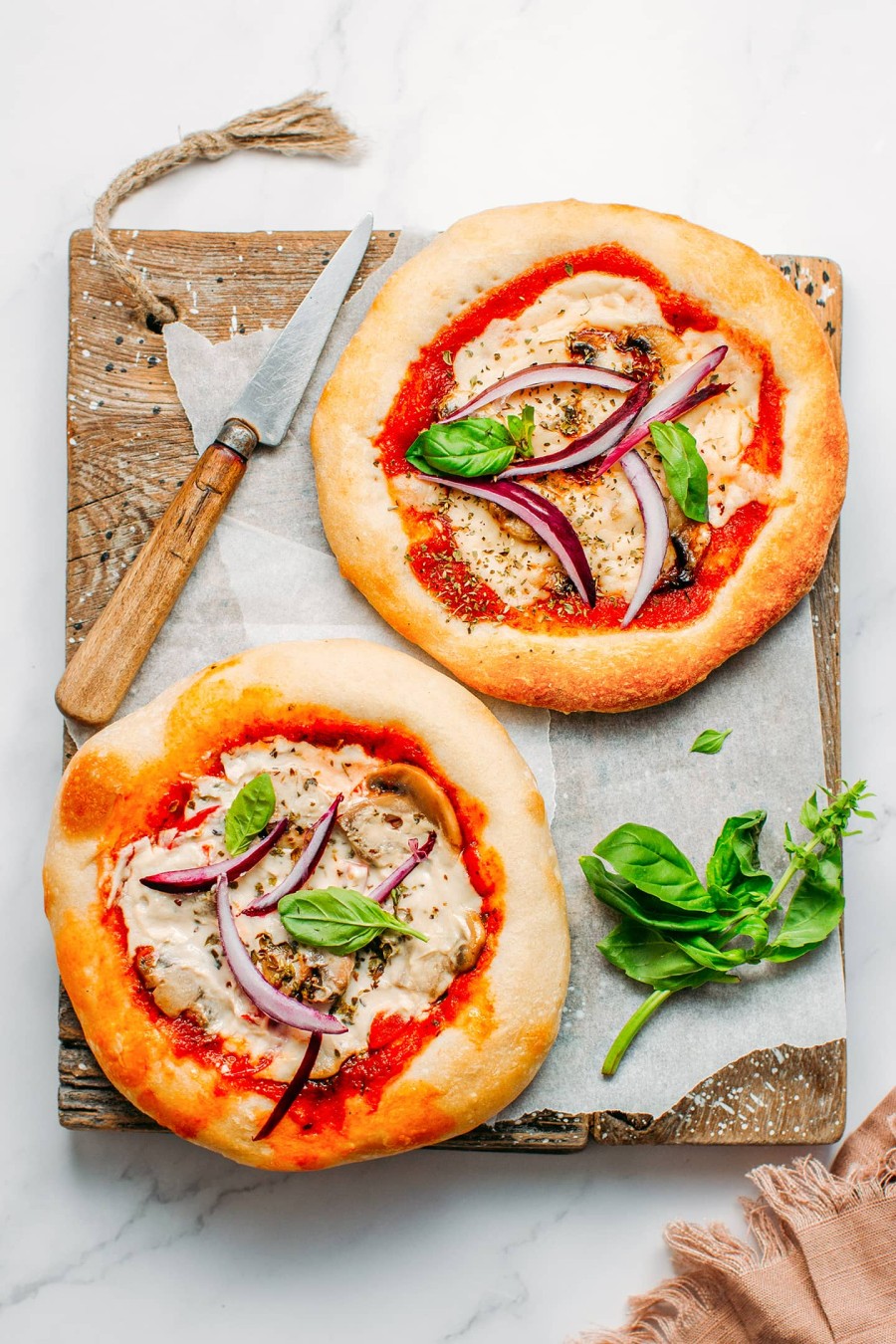 vegan mini pizzas