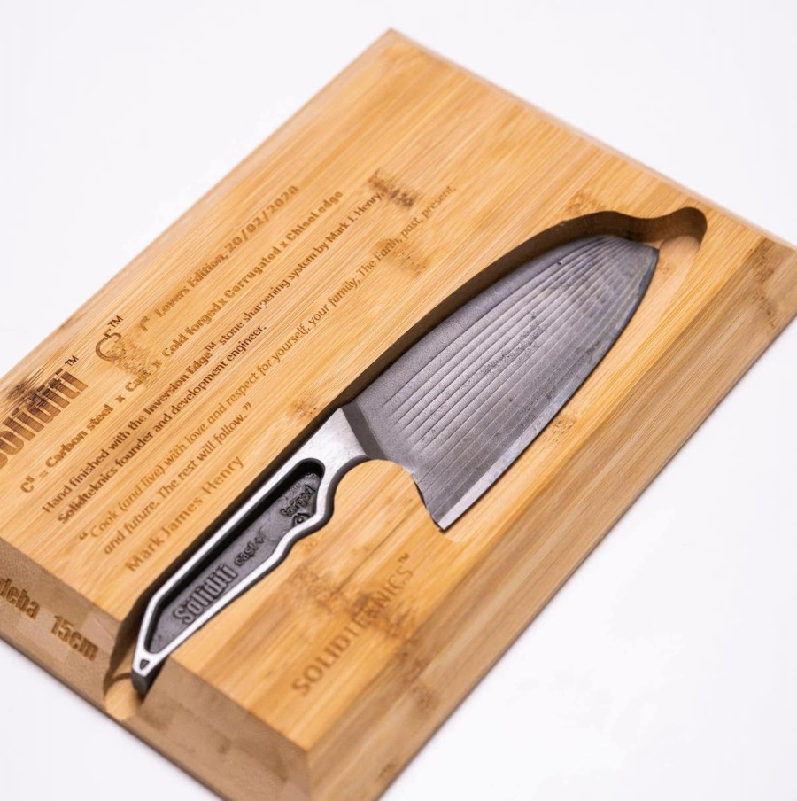 Japanese-style steel knife