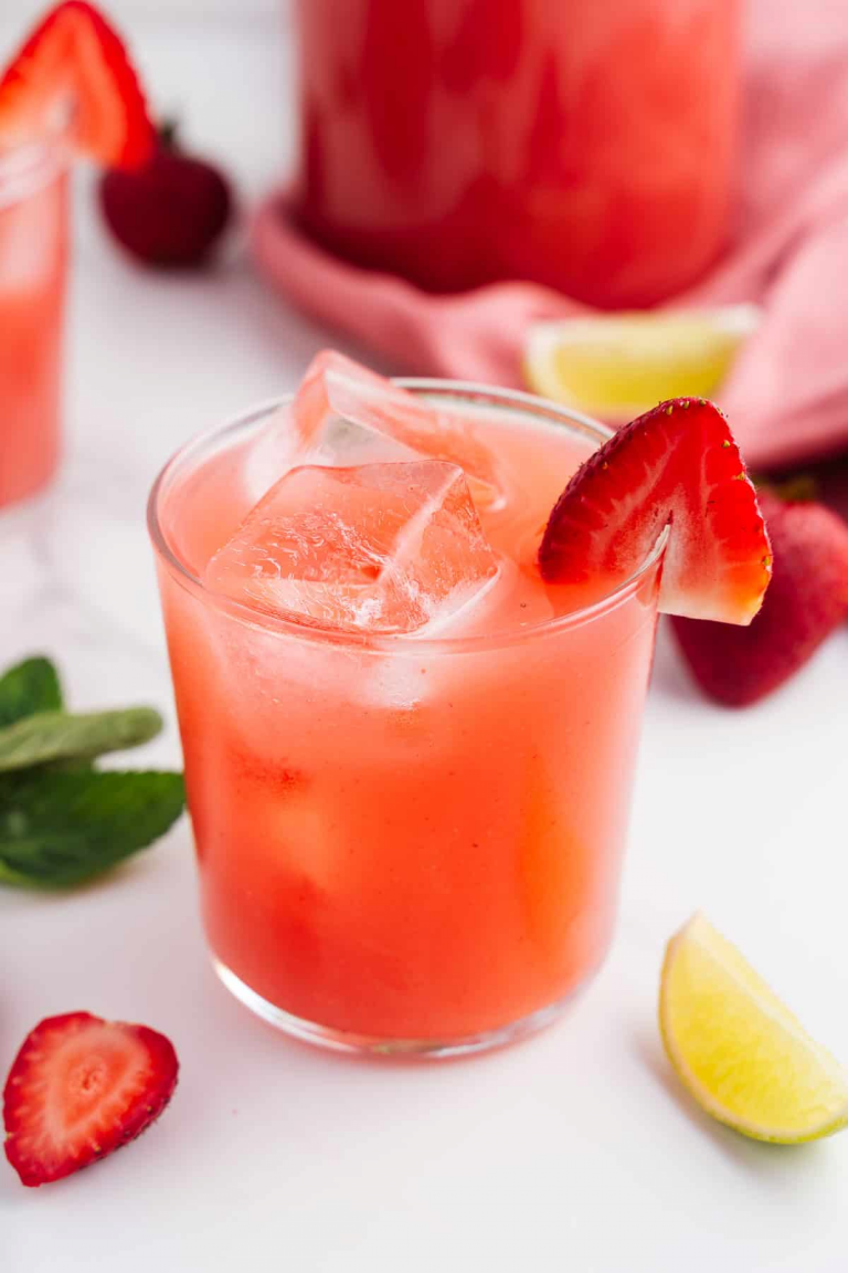 strawberry agua de fresca