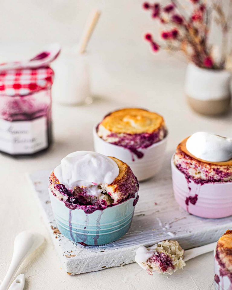 self-saucing pudding