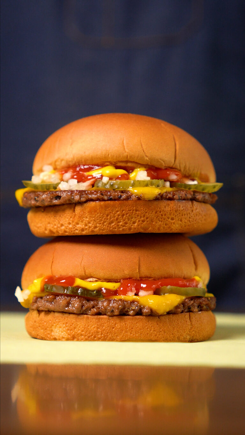 vegan cheeseburger