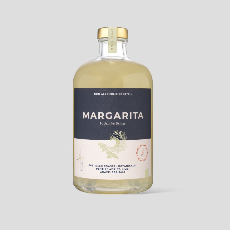 Pentire drinks margarita