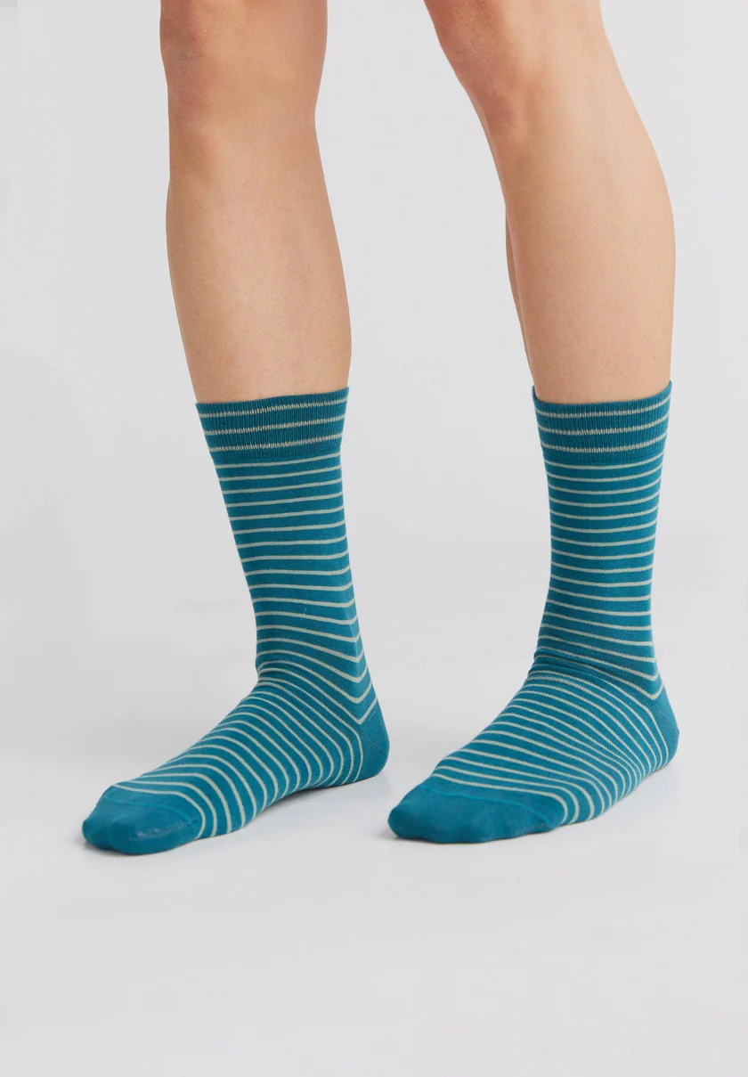 earth wardrobe socks