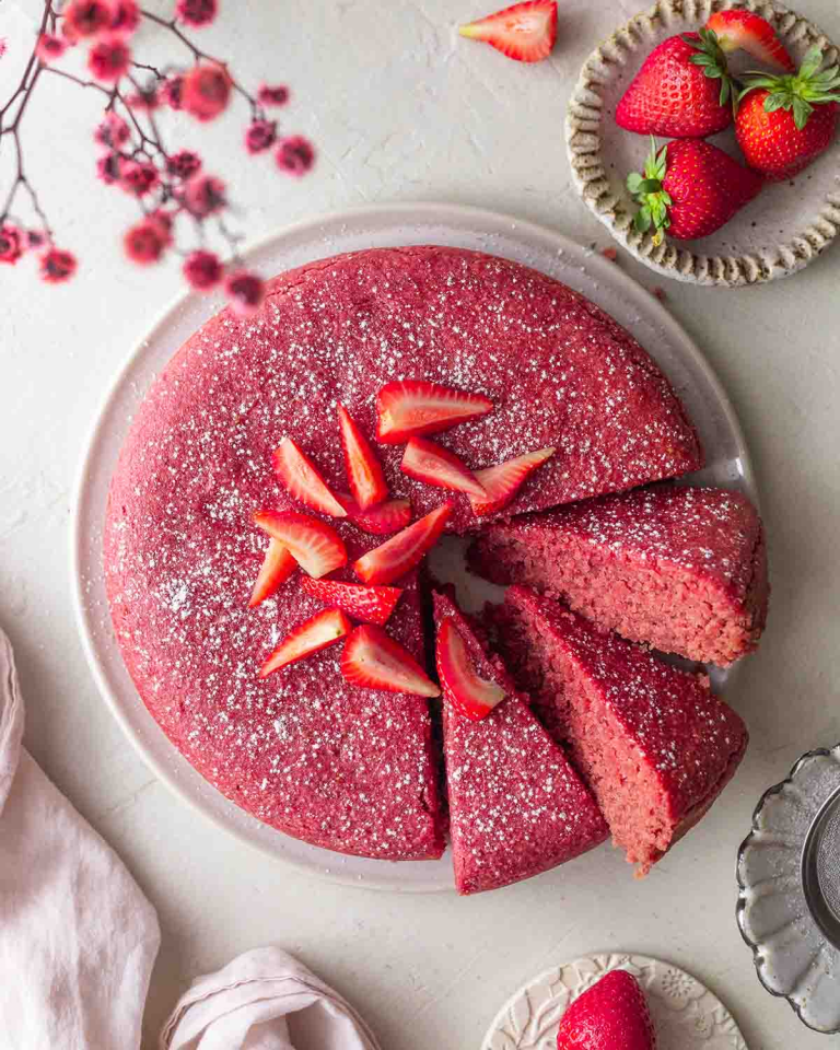 vegan strawberry cake