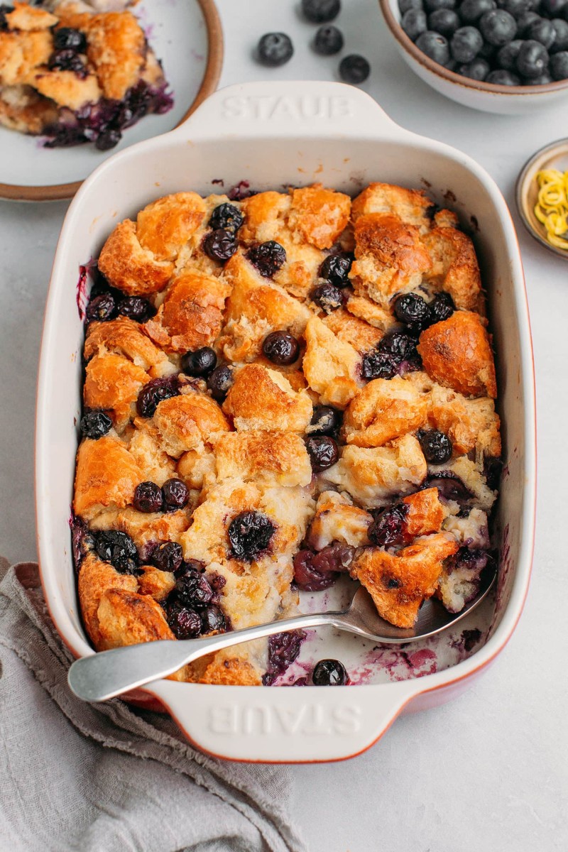 blueberry bread pudding