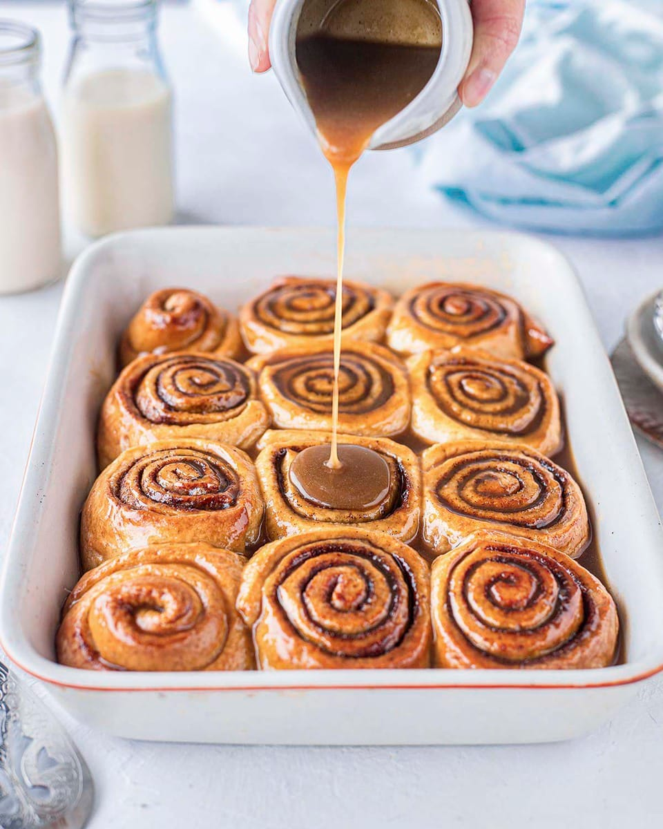 vegan cinnamon buns