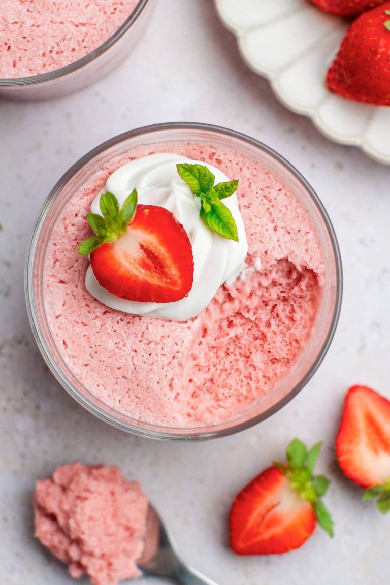 vegan strawberry mousse