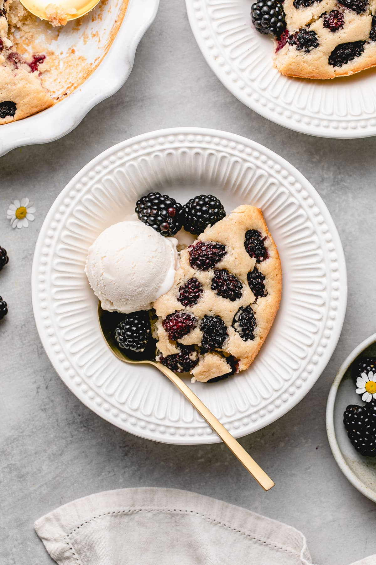 blackberry cobbler