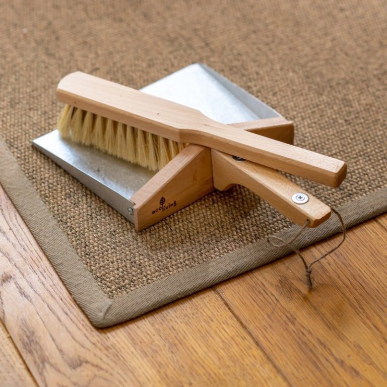 plastic-free dustpan and brush