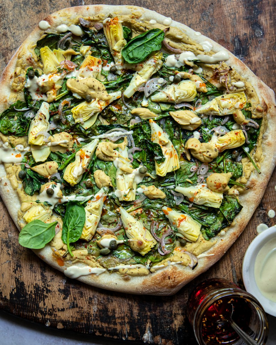 vegan spinach artichoke pizza