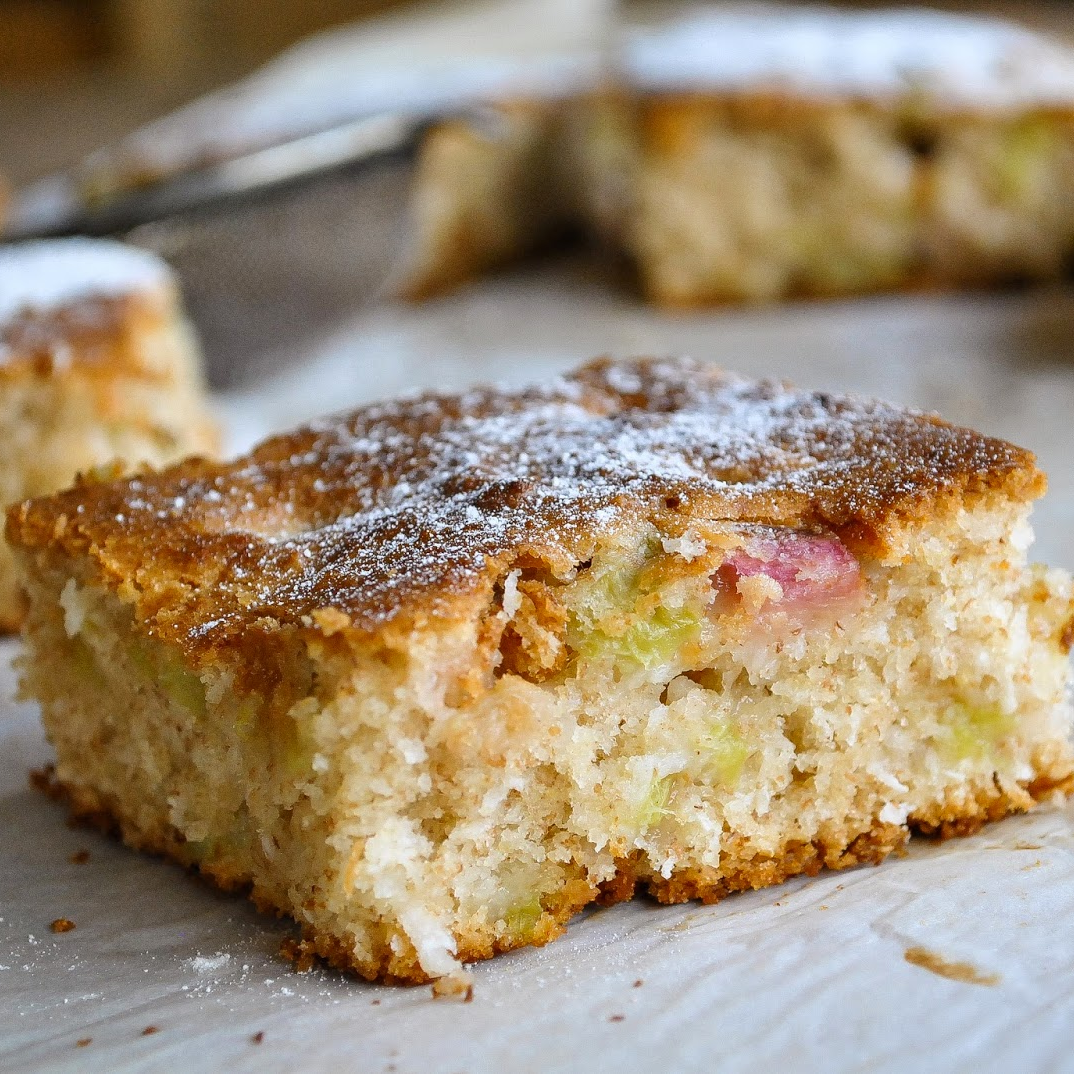simple rhubarb cake