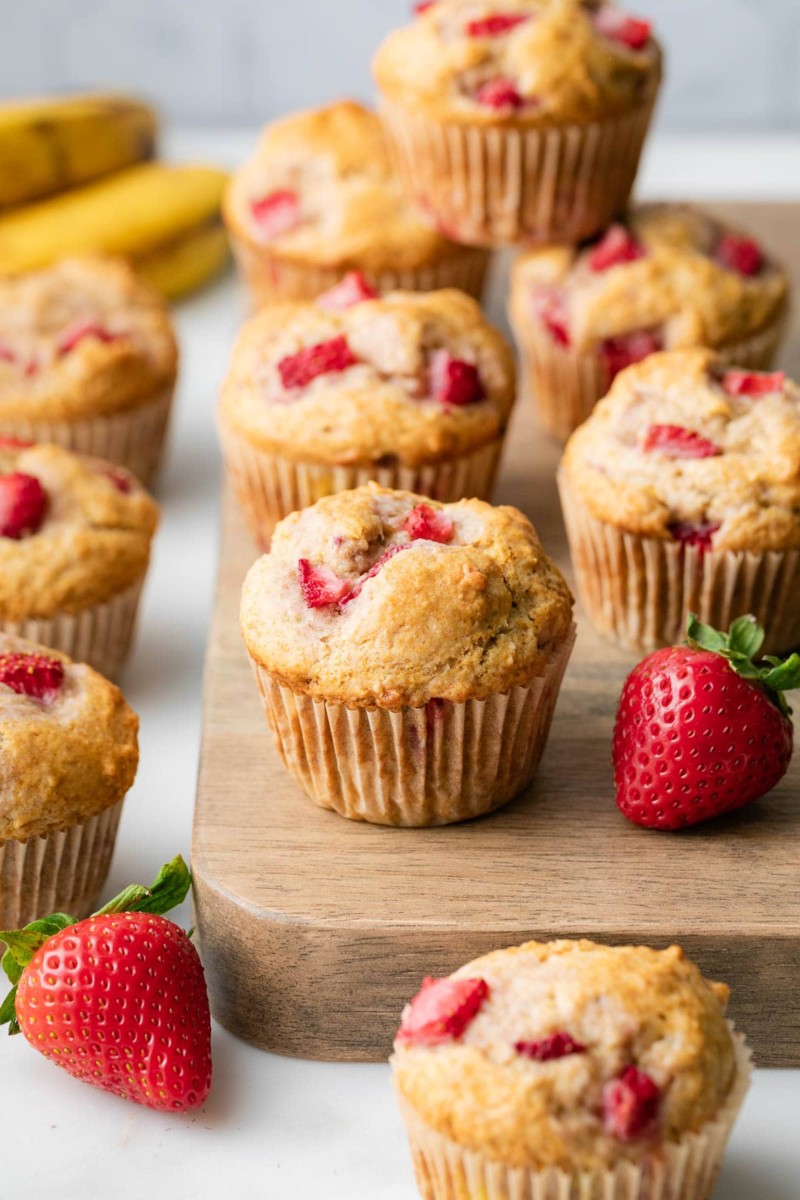 strawberry banana muffins