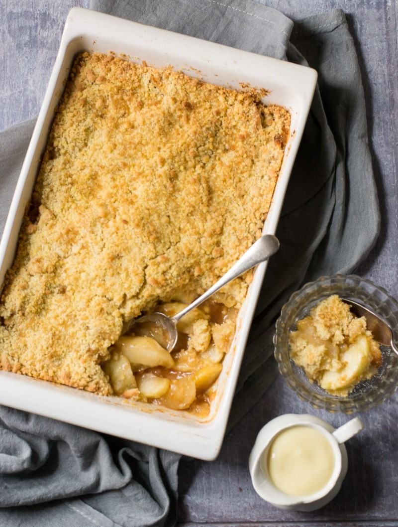 vegan apple crumble