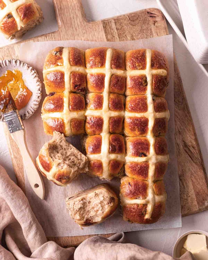 vegan brioche hot cross buns