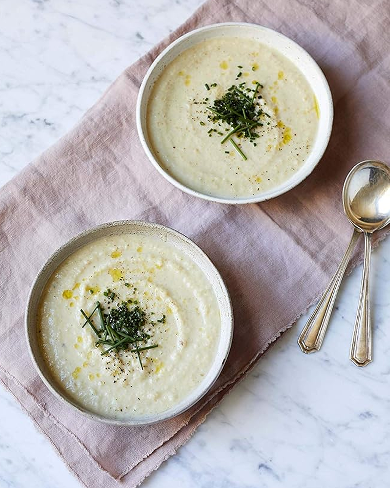 vegan cauliflower cheese soup