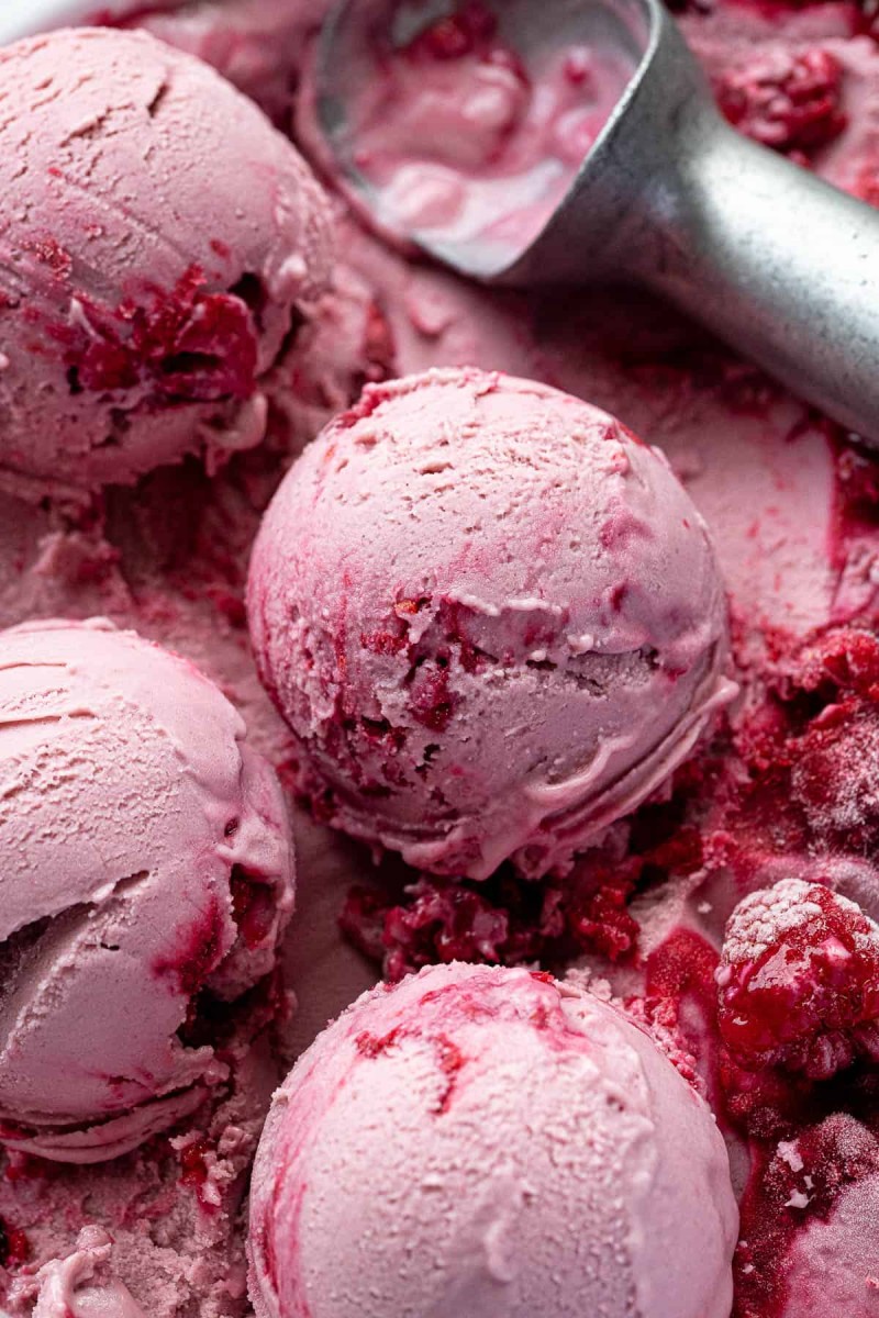 vegan raspberry ice cream