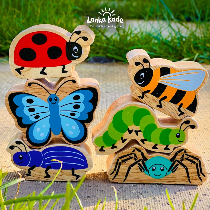 Lanka Kade toys