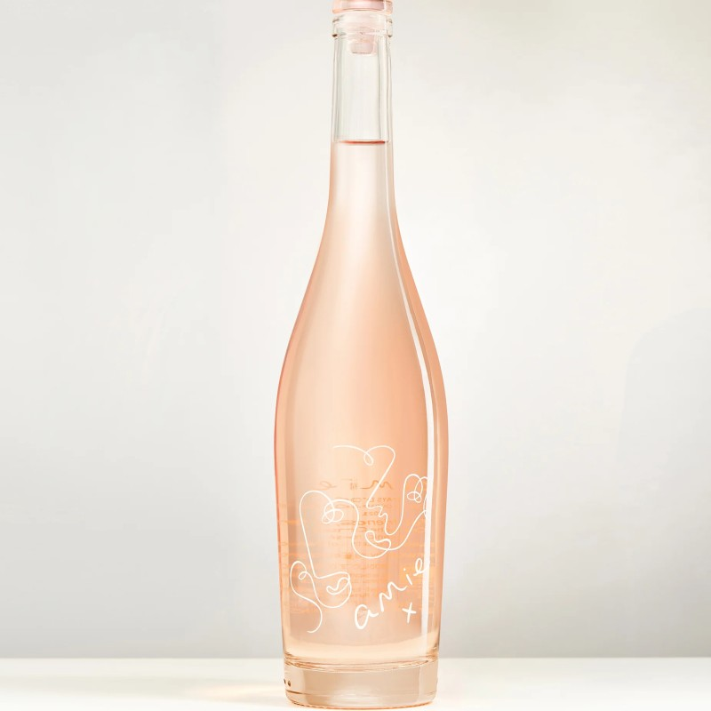 Amie organic wine