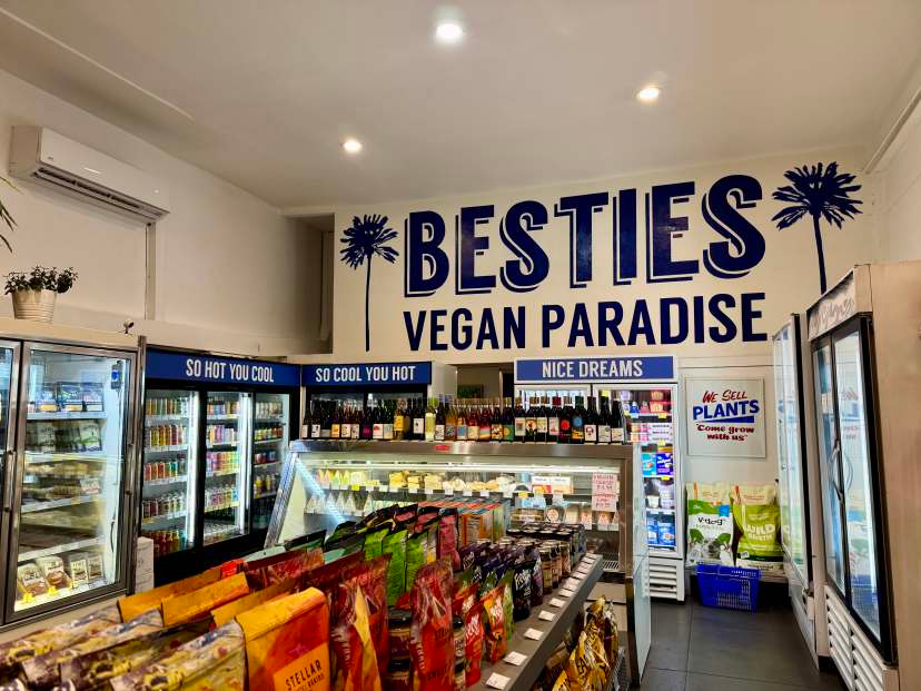 BESTIE's vegan paradise LA 
