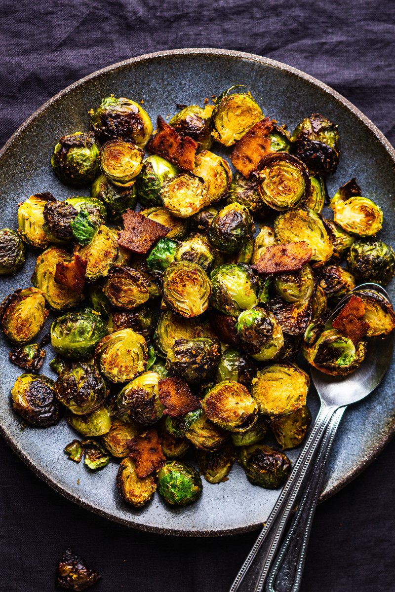 Brussels sprouts with vegan bacon
