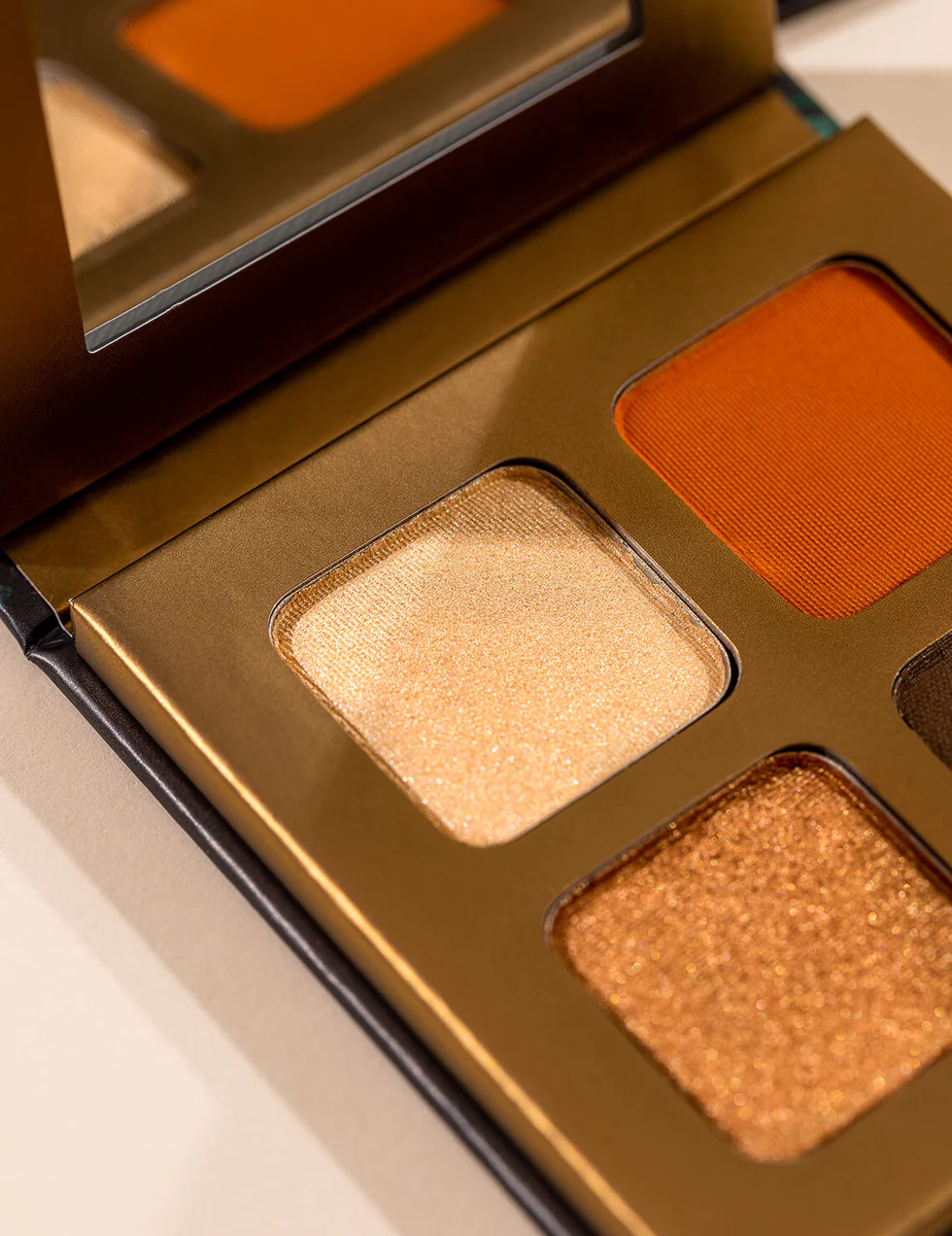 Inika vegan eyeshadows