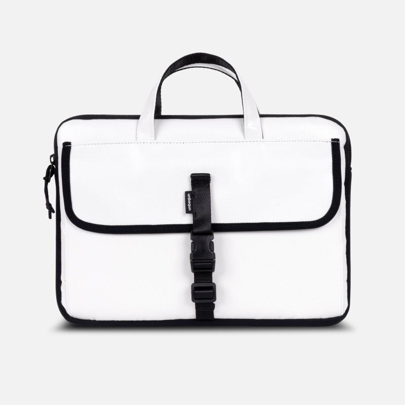 Unbegun laptop sleeve