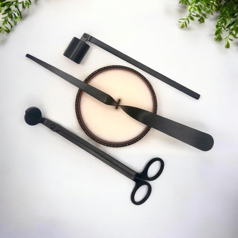 candle snuffer