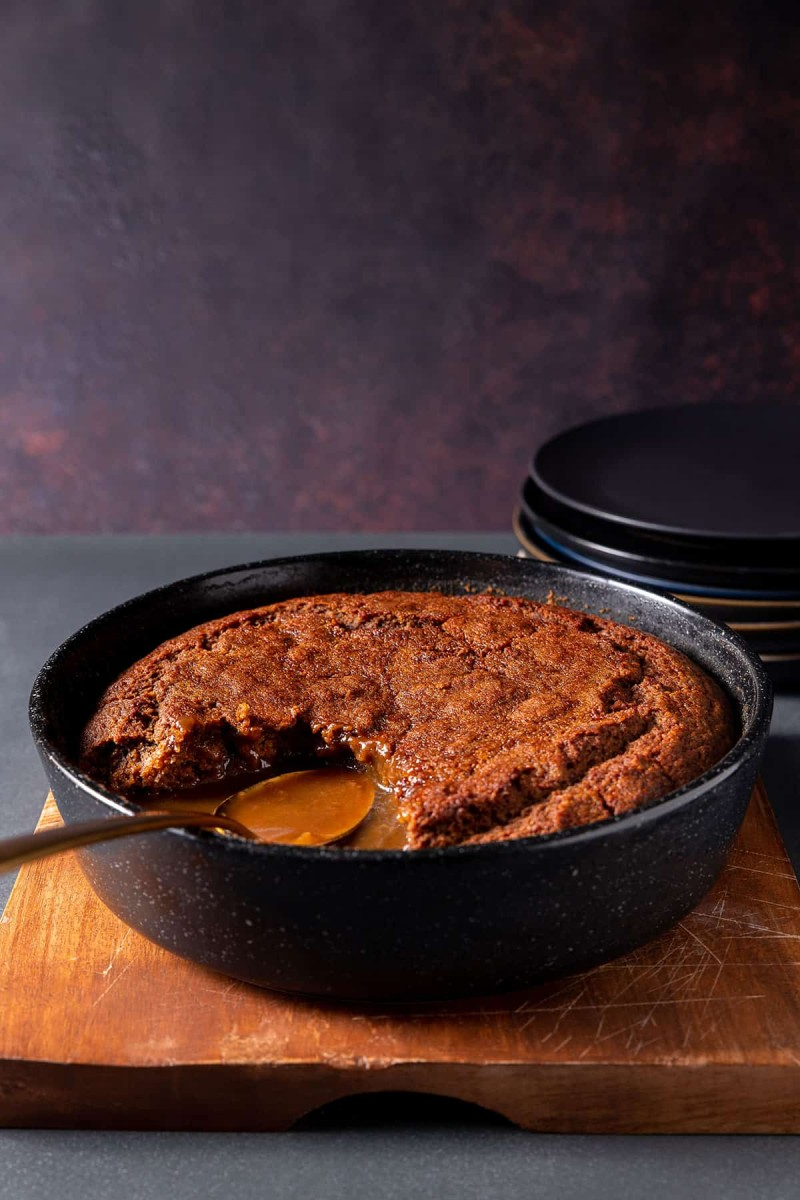 gingerbread vegan self-saucing pudding