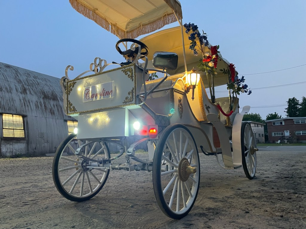 horseless e-carriage