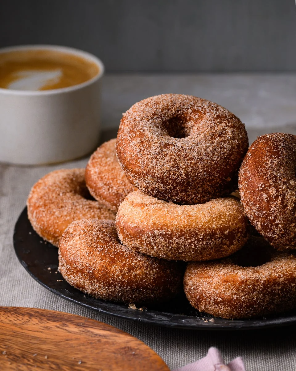 vegan cinnamon donuts
