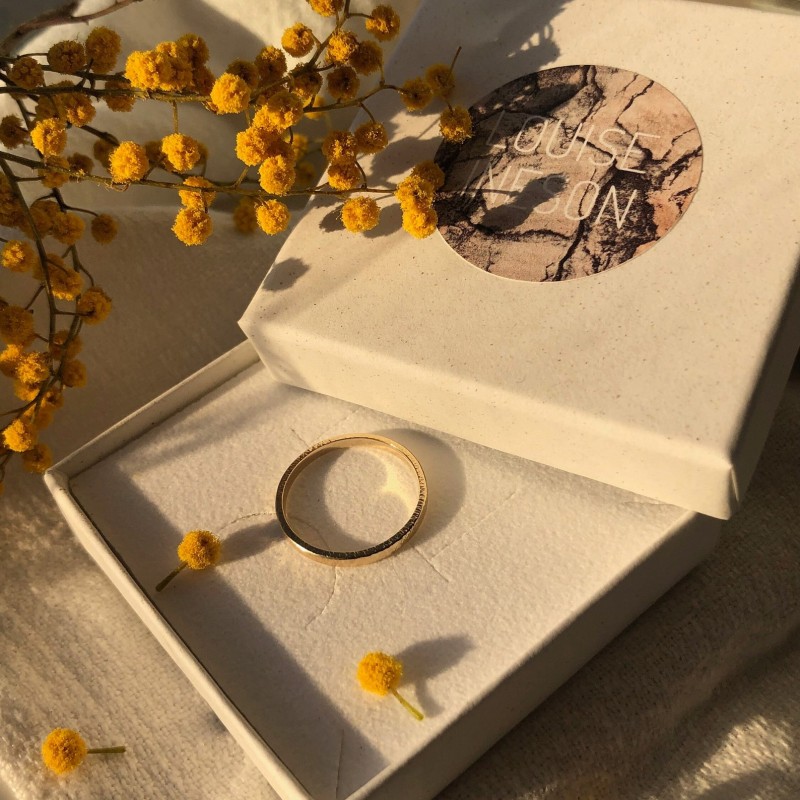recycled gold wedding ring