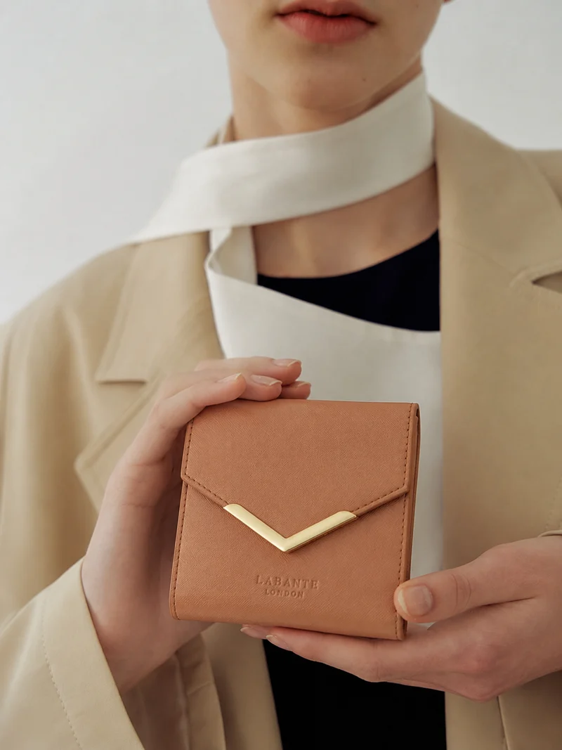 LaBante vegan purse